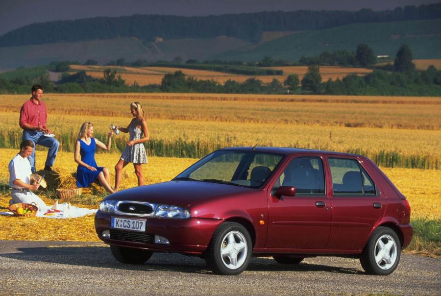  Ford Fiesta 1996 года  (фото 29 из 53)